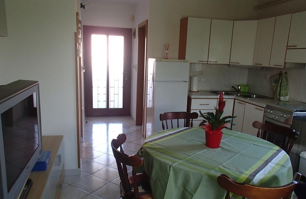 Apartment Eni Rovinj Zimmer foto