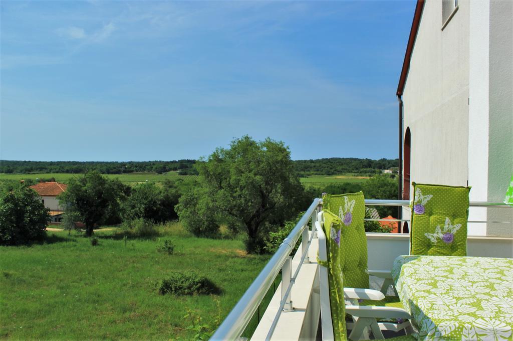 Apartment Eni Rovinj Exterior foto